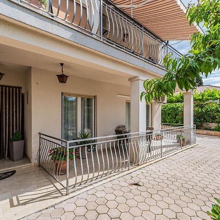 Апартаменты Apartman Ana Пула Экстерьер фото